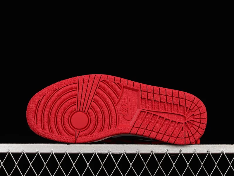 All categories Air Jordan Jordan series basketball shoes Air Jordan 1 Low Air Jordan 1 Low AJ1 Joe 1 customized version Vibe flavor deconstruction sports culture basketball shoes 553558-186